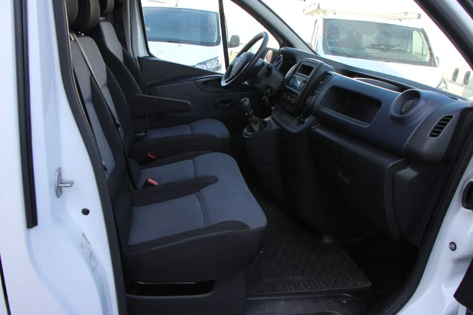 Opel Vivaro 1.6 Cdti Airco EU6 Warranty Image 10