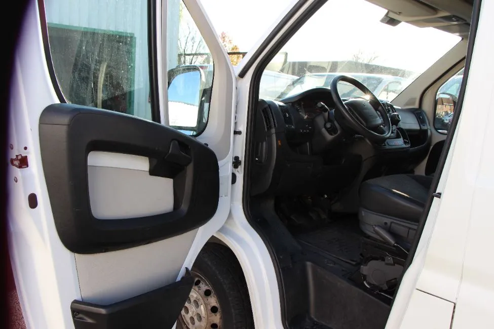 Peugeot Boxer 2.0 Hdi Euro6 Airco CruisContr. Garantie Image 6
